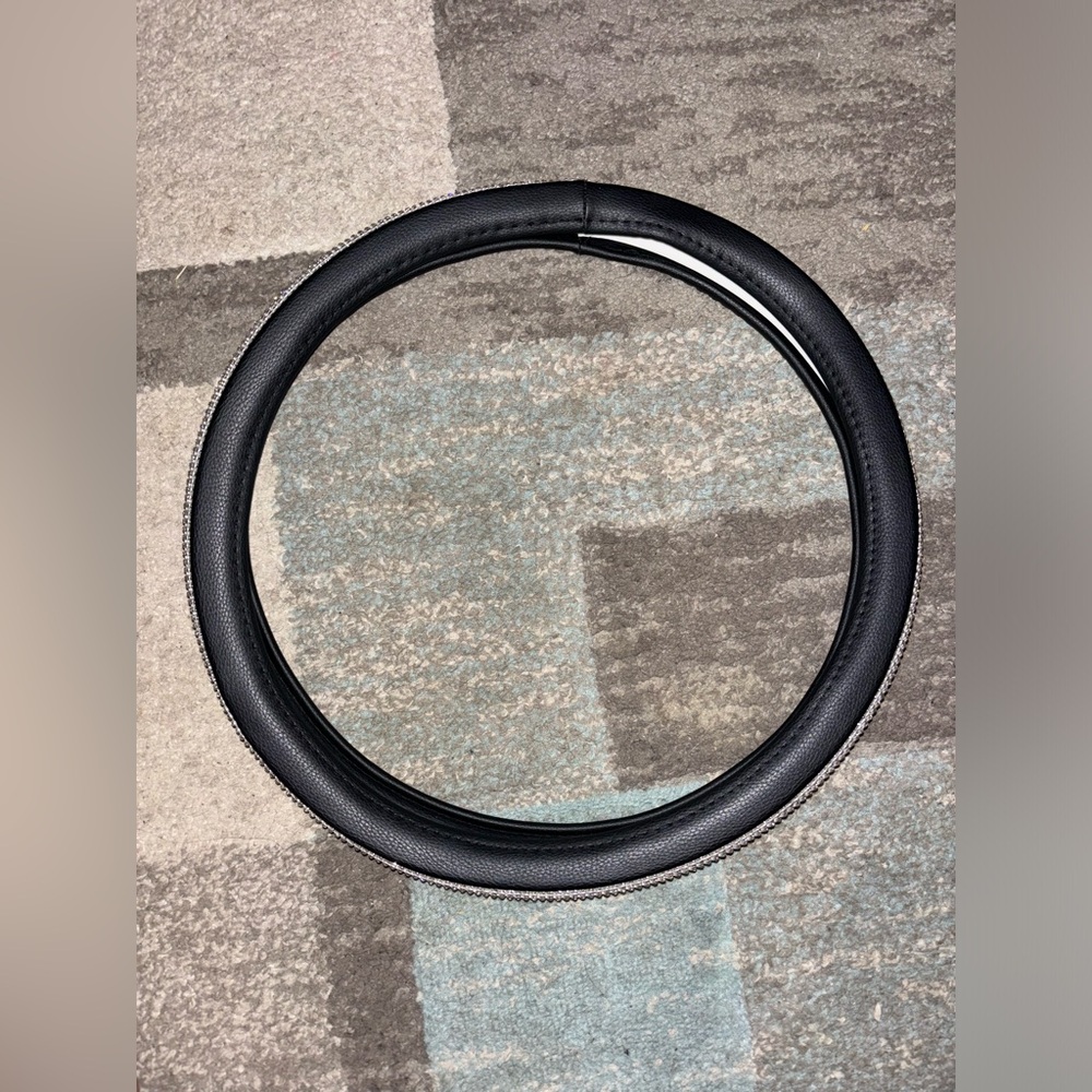 Bling steering wheel cover